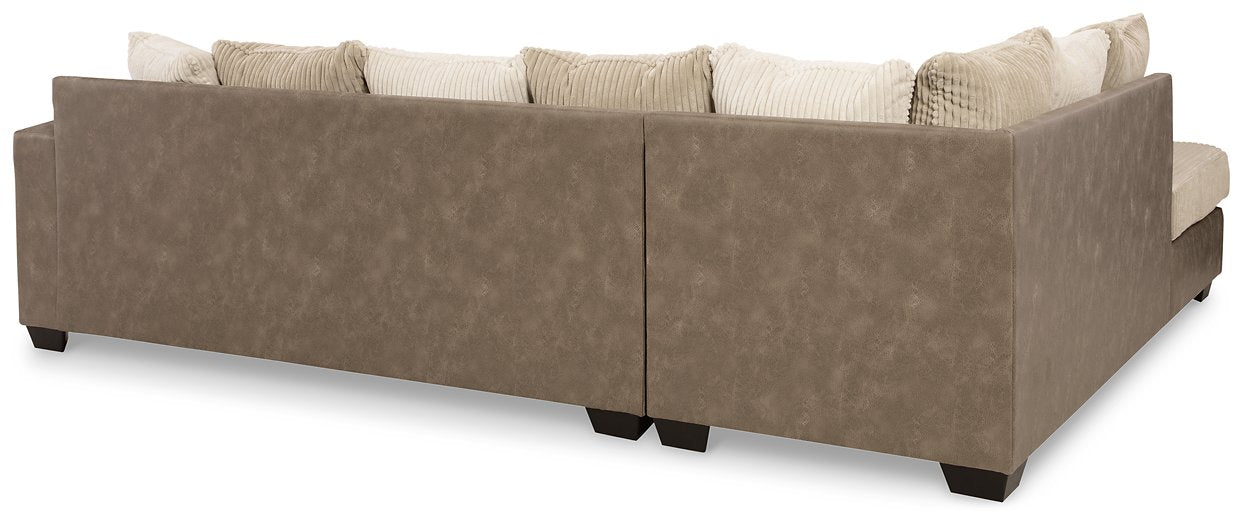 Keskin 2-Piece Sectional with Chaise