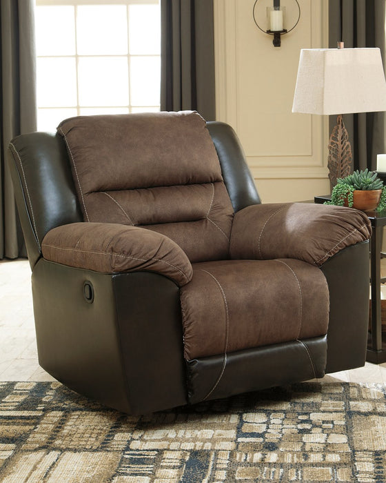 Earhart Recliner