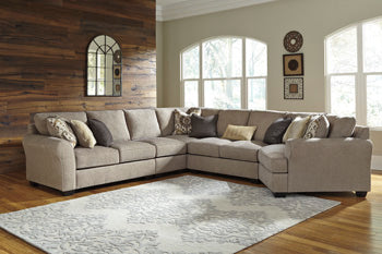 Pantomine Sectional with Cuddler