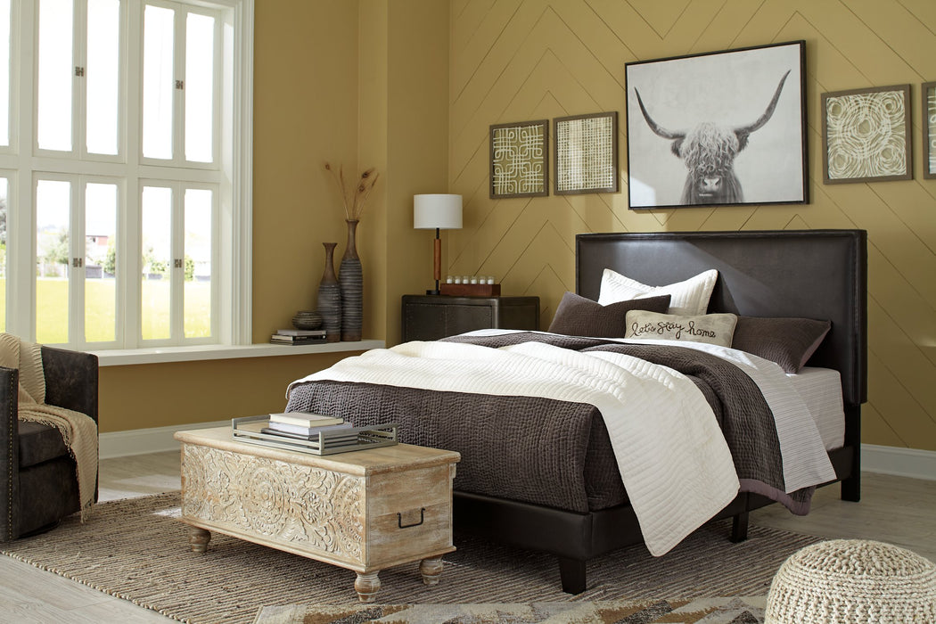 Mesling Upholstered Bed