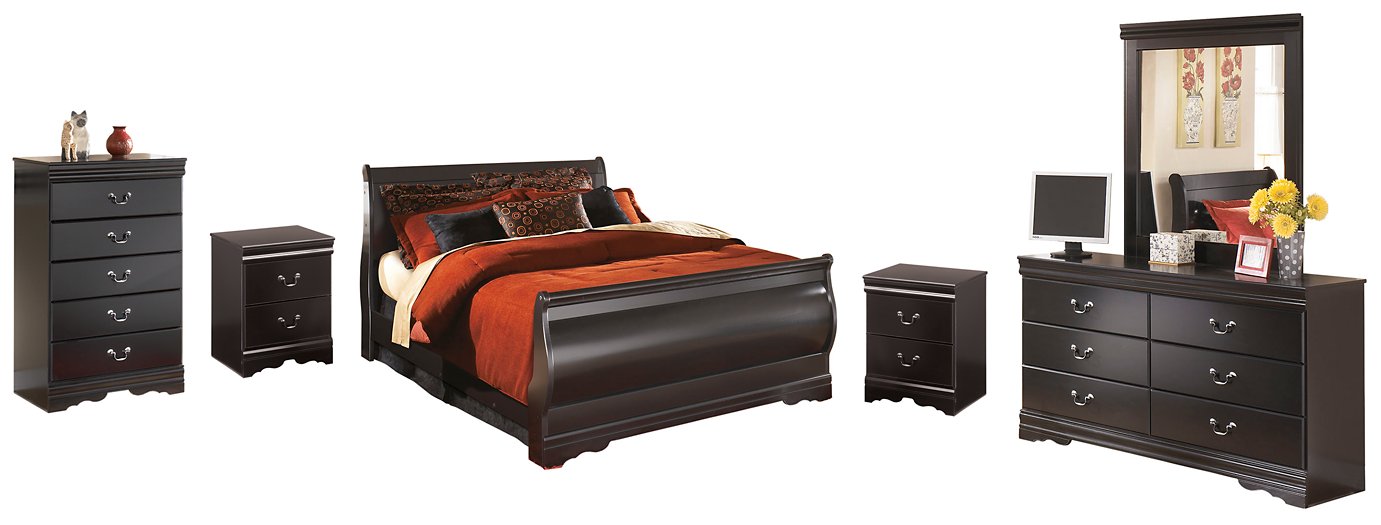 Huey Vineyard Bedroom Set