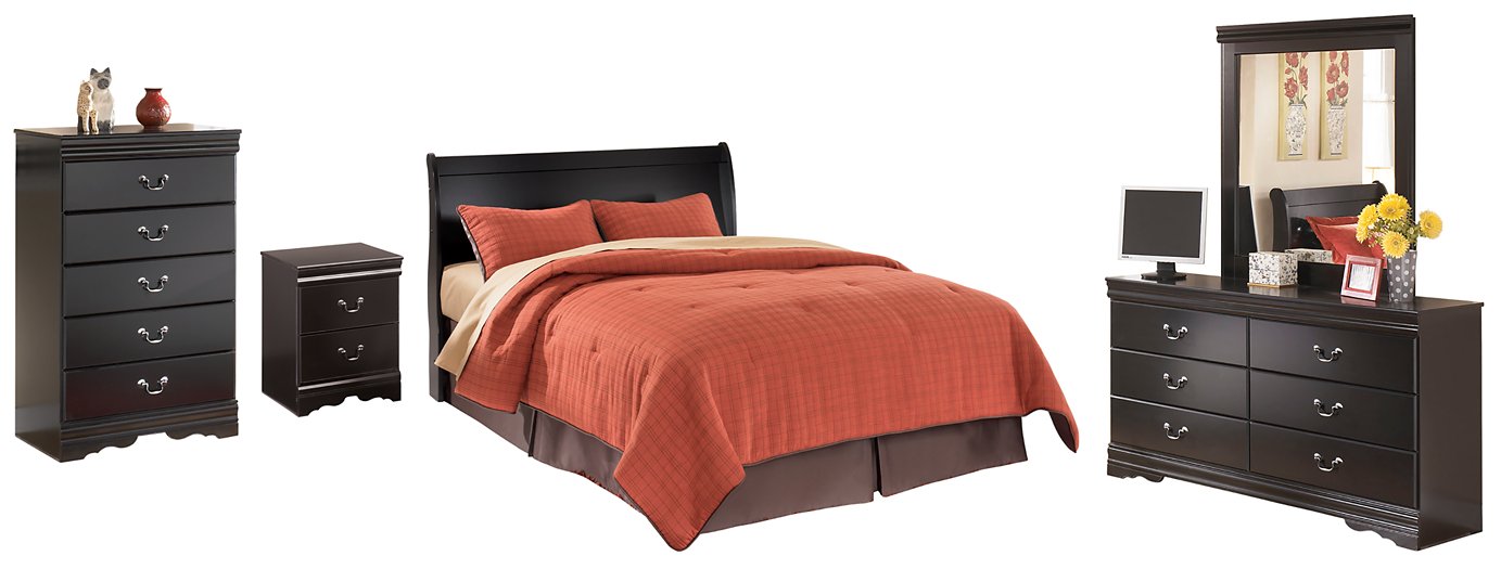 Huey Vineyard Bedroom Set