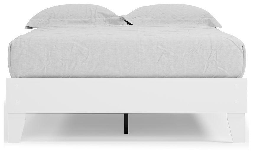 Piperton Panel Bed