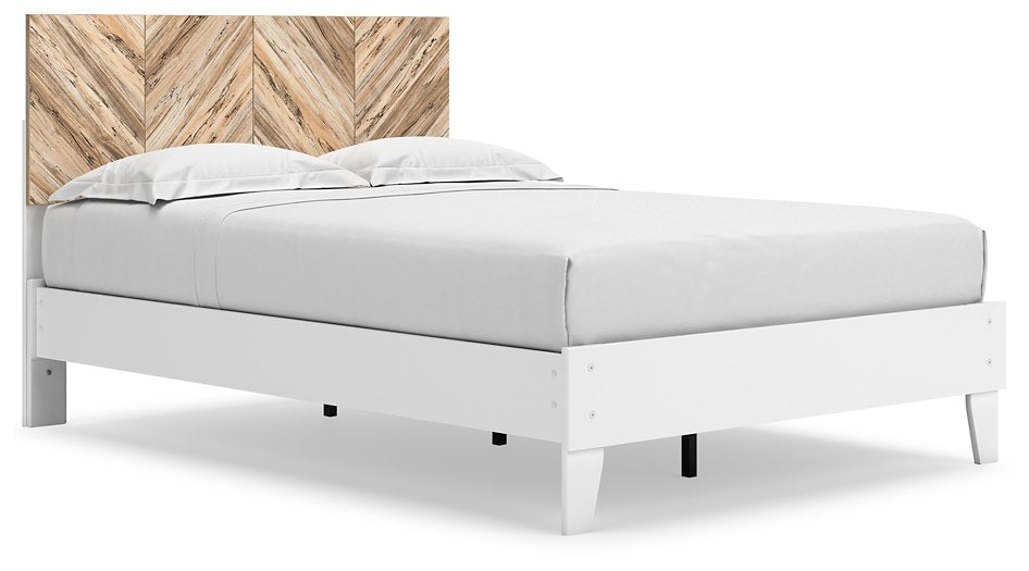 Piperton Panel Bed