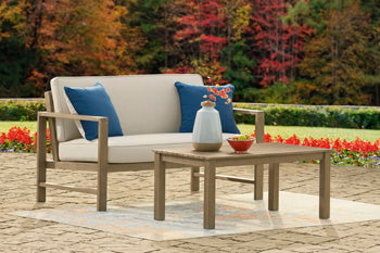 Fynnegan Outdoor Seating Set