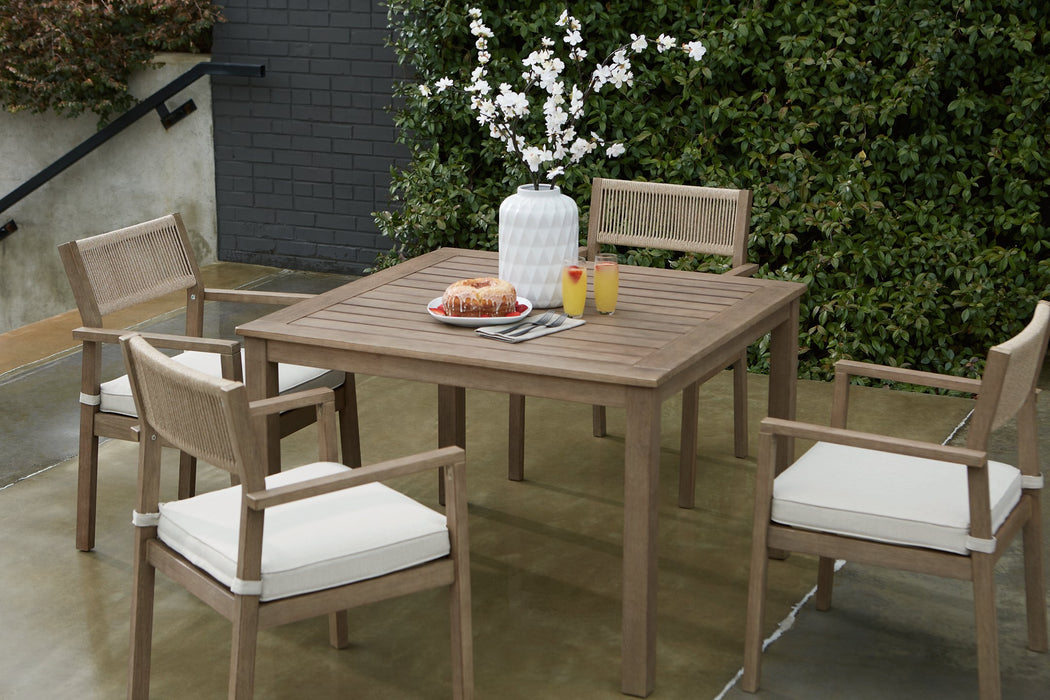 Aria Plains Outdoor Dining Set