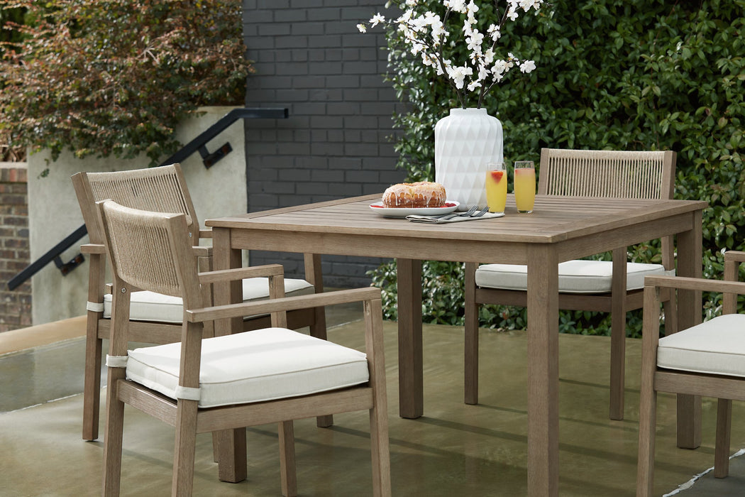 Aria Plains Outdoor Dining Set