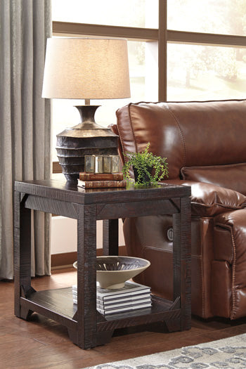 Rogness End Table Set