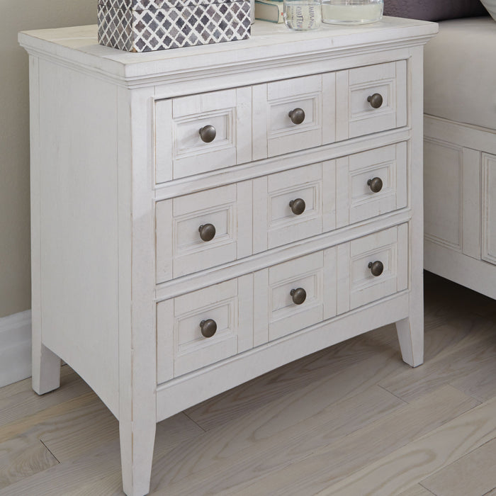 Heron Cove - Relaxed Traditional Chalk White Three Drawer Nightstand