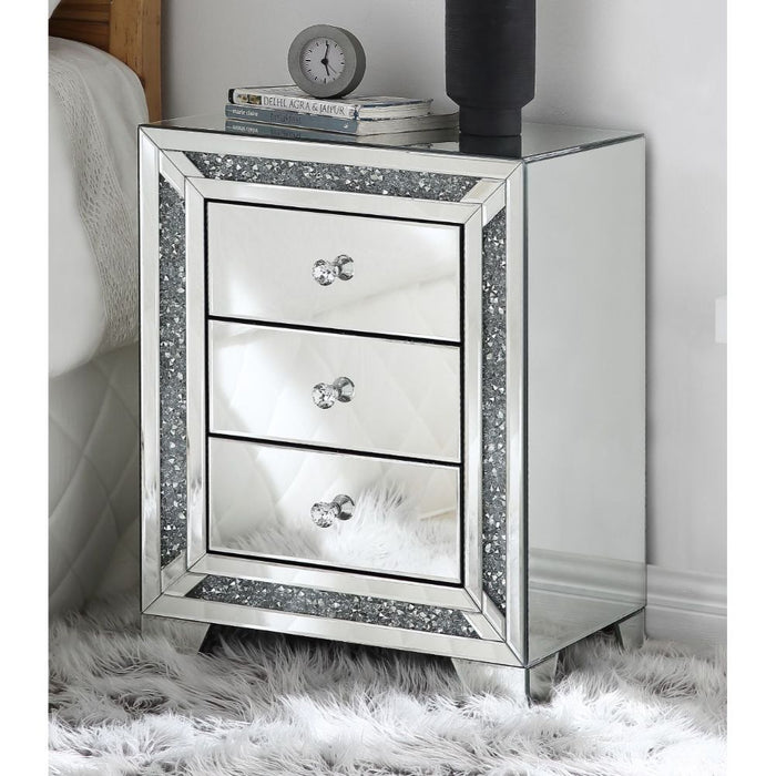 Noralie - Accent Table - Mirrored - Wood - 26"