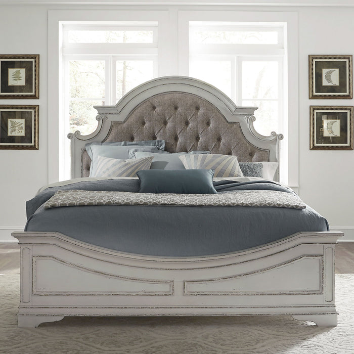 Magnolia Manor - Uph Bed - Wooden Footboard, Dresser & Mirror Set