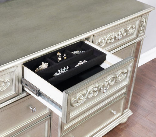 G222733 Dresser image