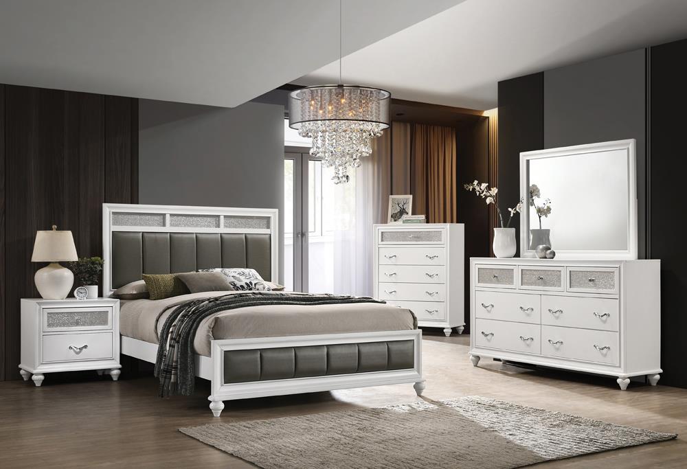 205891KW-S4 4-Piece Bedroom Set image