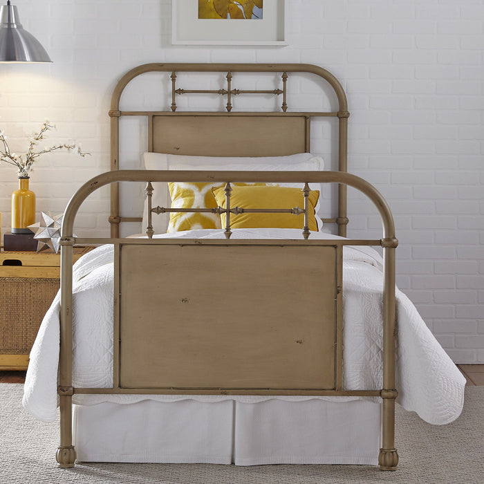 Vintage Series - Metal Bed